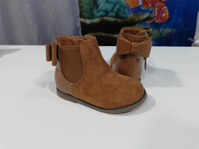 Botines camel con lazo